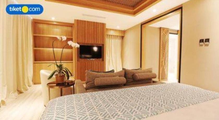 The Rinra Hotel Makassar Ngoại thất bức ảnh