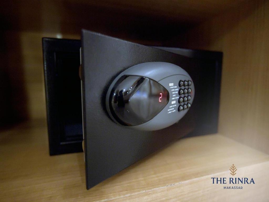 The Rinra Hotel Makassar Ngoại thất bức ảnh